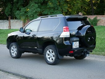 Toyota Land Cruiser - 4