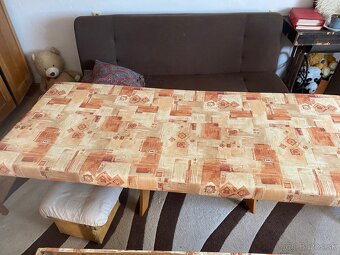 Posteľ a dve kreslá - 4