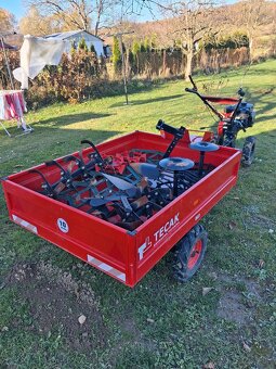 Predám málo malotraktor s vlečkou aj príslušenstvom - 4