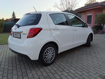 Toyota Yaris 1.3 -73KW  r.v. 2015    74 500 km - 4