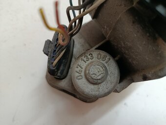 skrtiaca klapka SKODA FELICIA 1.3 047133061 50€ - 4