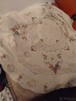 Retro vyšívané obrusy - 4