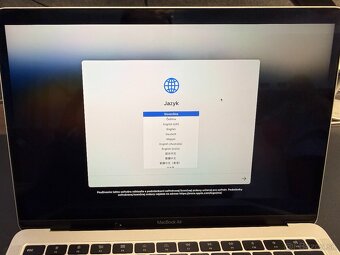 Apple MacBook Air 13" 2019 - 4