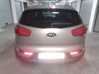 KIA Sportage 1.7 CRDi Platinum - 4