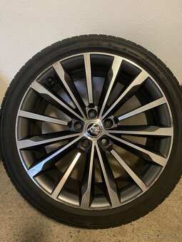 Originál Škoda kola R19 - 4