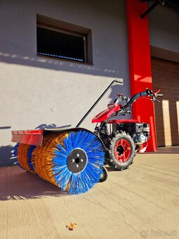 Dvojkolesový jednoosý traktor, malotraktor - 4