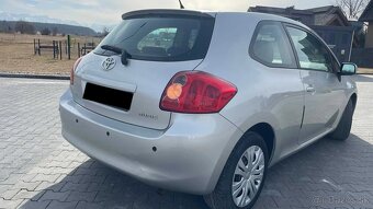 Toyota Auris 1.6 - 4