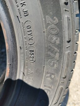 Michelin agilis 3 205/75 R16C - 4