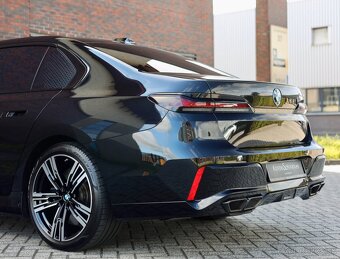 BMW NEW7 M760e XDRIVE 420KW Hybrid INDIVIDUAL - 4
