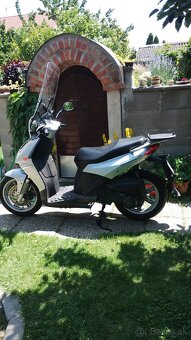 Aprilia sport city 125 - 4