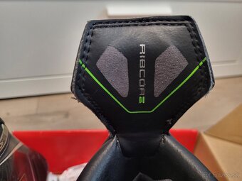 Korčule CCM Ribcore 100K PRO 9.5 / 45 Tapered - 4