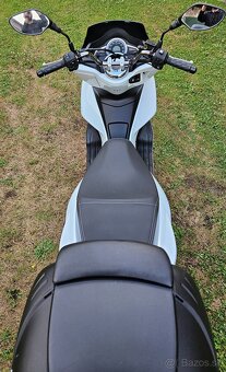 Predám skúter Honda PCX 125 - 4