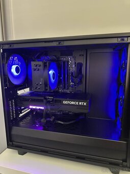 RYZEN 7 7800X3D/RTX 5070 Ti 16GB/32GB DDR5/2.5TB/850W - 4