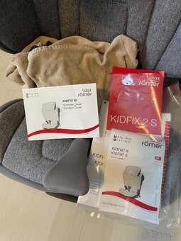 Britax romer kidfix 2s - 4