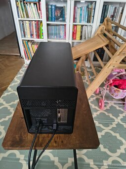 Razer Core X eGPU Box + RTX 3050 8 GB - 4