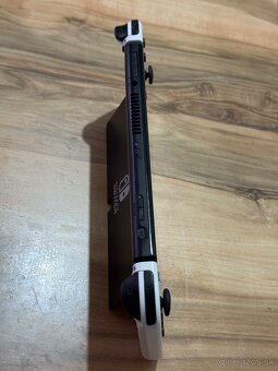 Predám Hernú konzolu Nintendo Switch Oled Bežné známky - 4