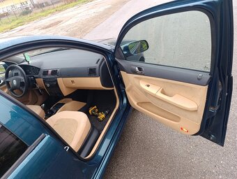 Škoda Fabia 1.9tdi 74kw Elegance - 4