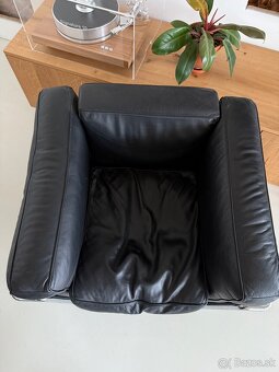 Kožené kreslo - 4