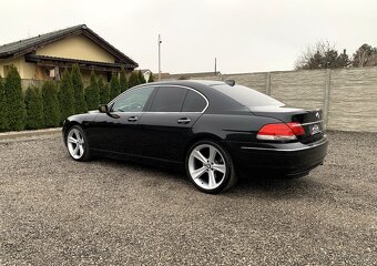 BMW RAD 7 730D A/T (E65) - 4