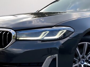 BMW Rad 5 Touring 530e xDrive PHEV LASER HEAD-UP 360°3D KAM. - 4