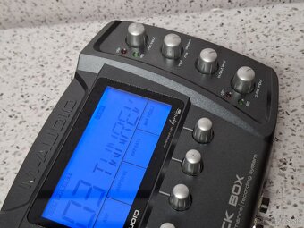 M-Audio Black Box - kytarový multiefekt/zvuková karta - 4