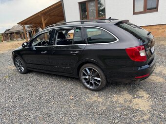 ŠKODA SUPERB COMBI 2.0 CR TDI DSG r.v. 2014 - 4