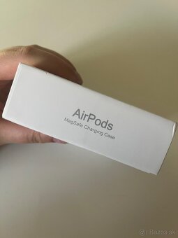 Airpods 3 - 4