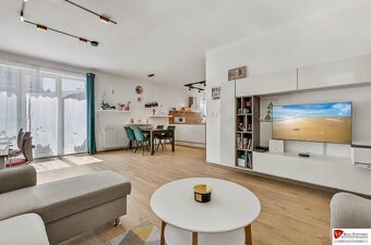 REB.sk Predaj 4 izbový dom.100 m2, pozemok 208 m2, Štúrova u - 4