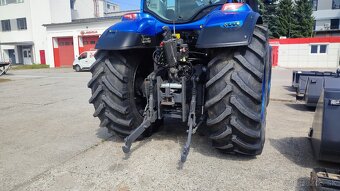 VALTRA - 4