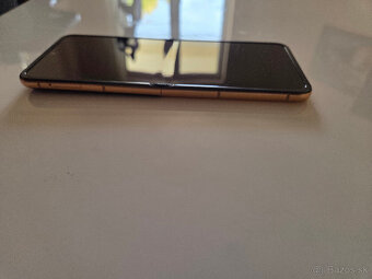 Motorola RAZR 50 ultra 12+512GB farba Peach Fuzz - 4