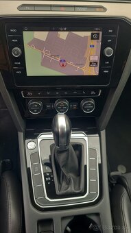 Volkswagen passat b8 highline - 4