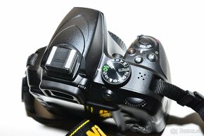 Nikon D3400 + příslušenství - 4