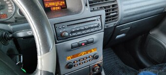 Opel Zafira A - 4