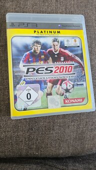 Predám PS3 slim 160GB - 4