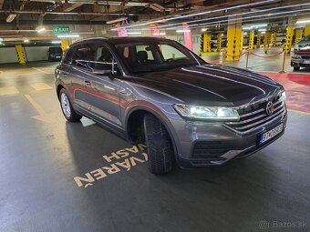 Volkswagen Touareg 3.0 V6 TDI Elegance 4Motion Tiptronic - 4