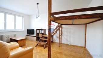 PRENÁJOM, 1-izbový byt, Poprad - Západ, Ul. Štúrova, blok Ze - 4