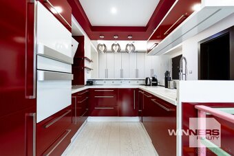 Tehlový 3i byt (pôvodne 4i) s loggiou a výťahom - Komenského - 4