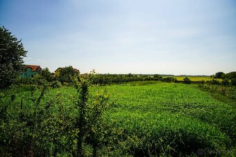 Na predaj pozemok blízko centra s výhľadom na kalváriu - 4