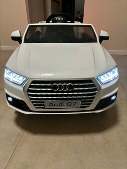 Elektricke auticko Audi Q7 - 4