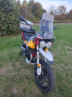 Moto Guzzi V85TT - 4