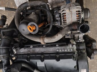 1.9 TDI 85KW AUY motor - 4