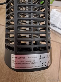 LAPAČ HMYZU ARDES - KOMÁRE , MUCHY - 4