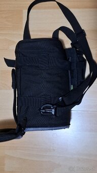 Puzdra  na stativ  a objektiv - 4