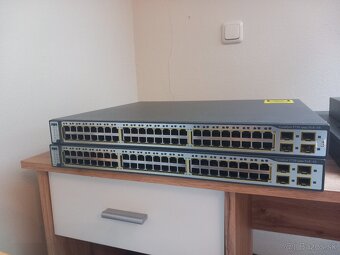 Cisco LAB, Catalyst 3750 48 10/100 PoE + 4 SFP, Cisco C2811 - 4