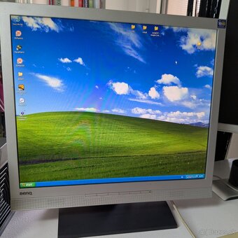 LCD monitor - 4
