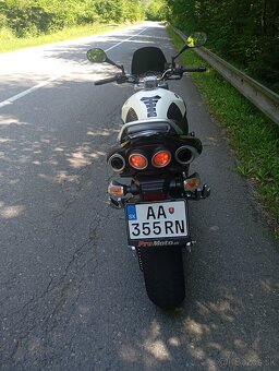 SUZUKI GSR 600 - 4