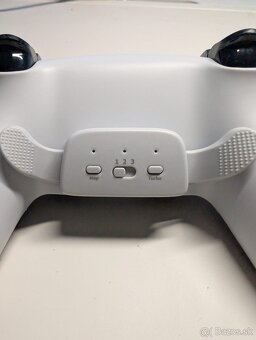 PS5 Ovladač - 4