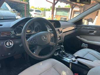 Mercedes E200 Avangard 2.2CDI 2011rv - 4