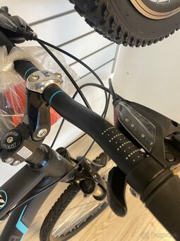 Vedora c8 disc nikdy nejazdený bicykel somzárukou - 4