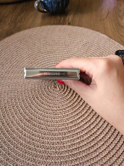 Samsung Z flip 5 8g/256g - 4